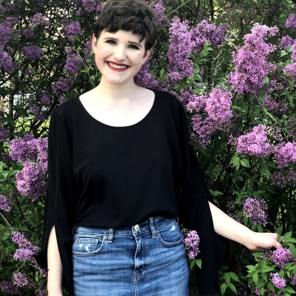 Meet your Posher, Abby - Picture 2 of 2